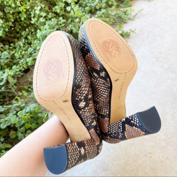 Vince Camuto Jemeria Python Platform Boots Booties - Picture 5 of 5